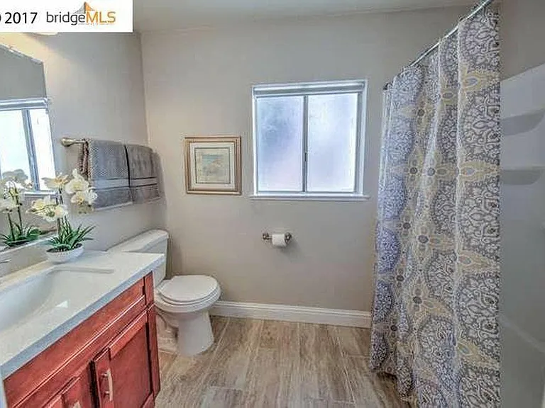 20655 Almaden Rd — Photo 10
