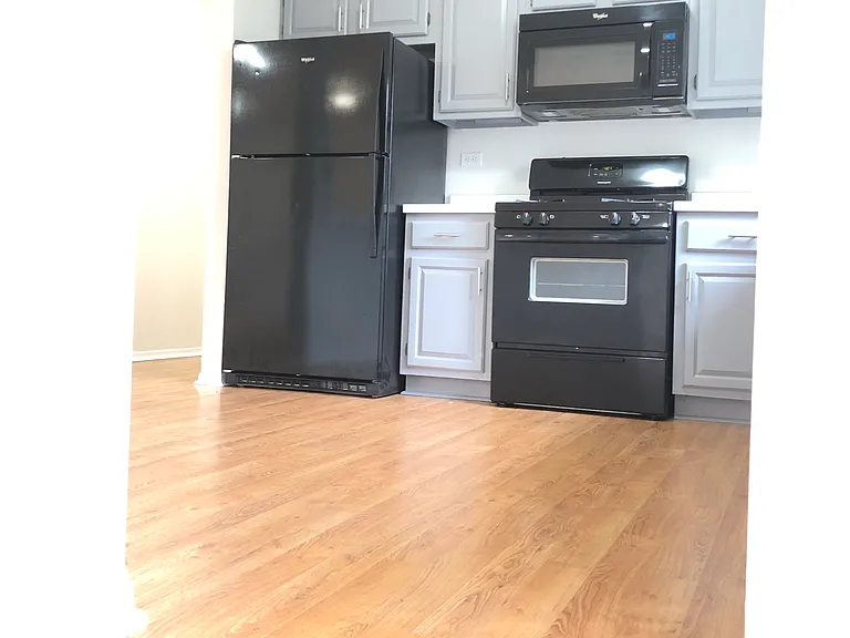 428 N Ashbury Ave — Photo 5