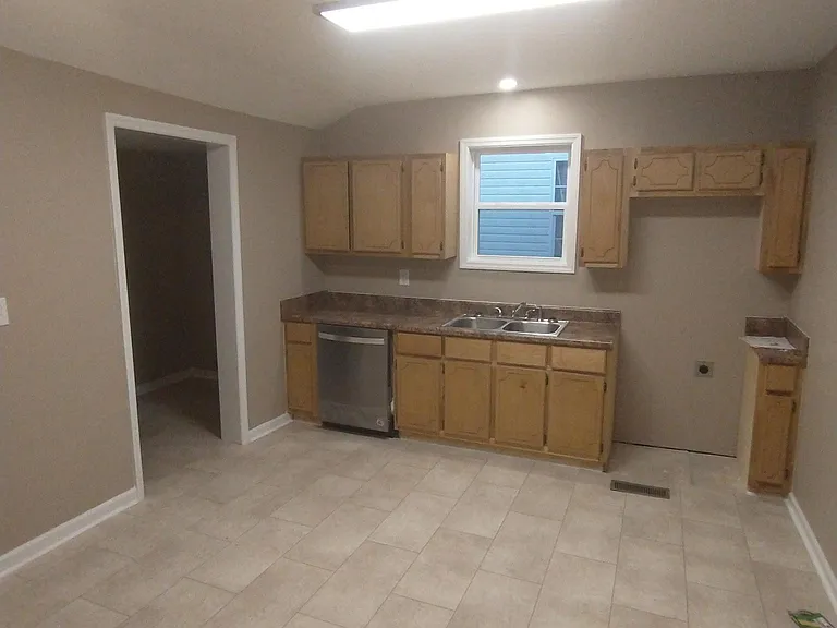 721 Terrace St — Photo 8