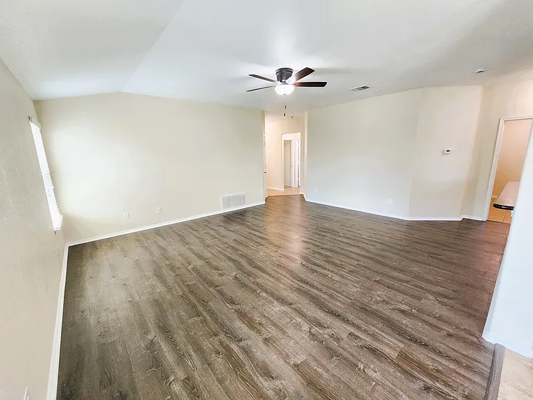 6304 Cool Creek Dr — Photo 6