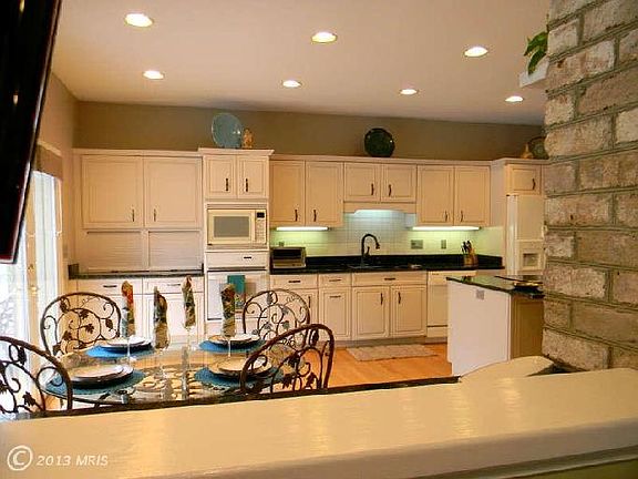 2nd image of 1508 Haas Ct