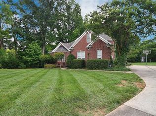 10329 Spring Meadow Dr, Mint Hill, NC 28227