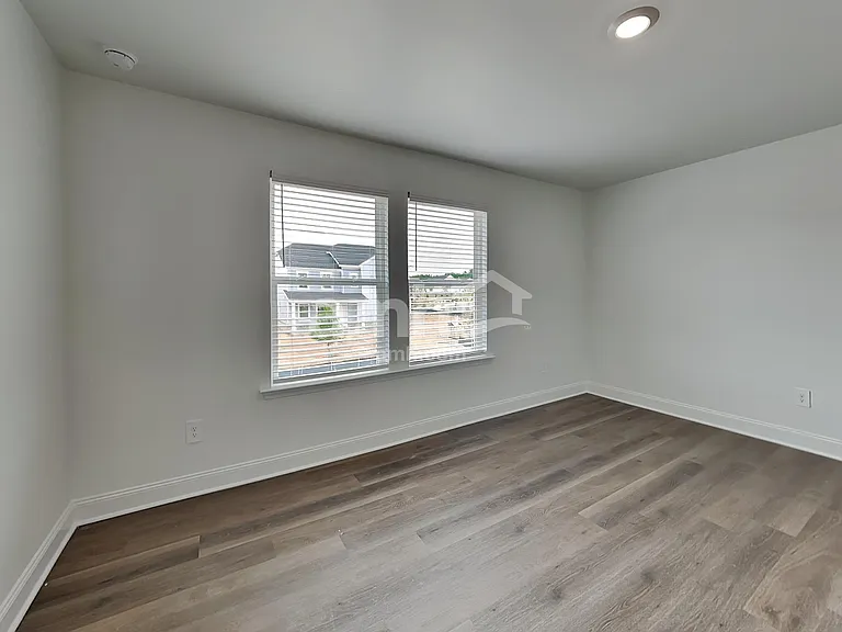 330 Golucke Way — Photo 19