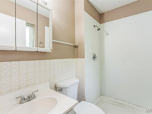 2nd image of 6250 Pennyrich Ct