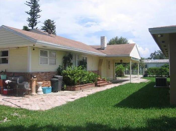 2nd image of 1331 Sharar Ave
