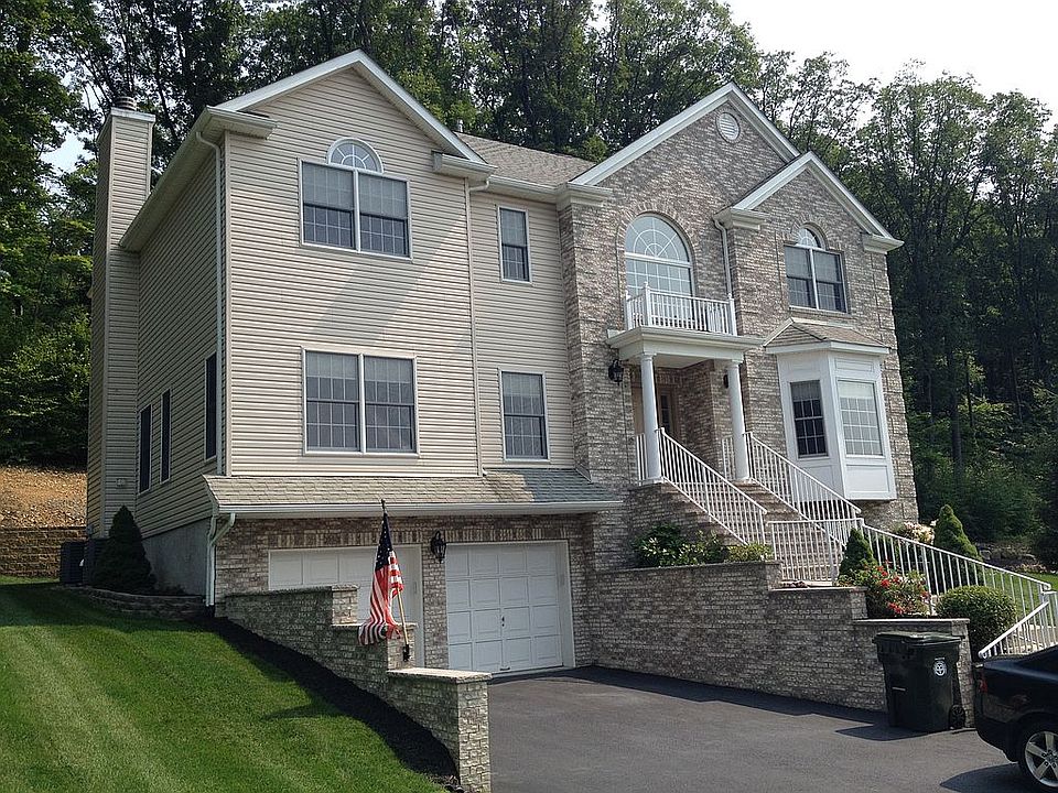 1st image of 11 Salmon Ct