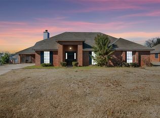 3624 Farmfield Ln, Montgomery, AL 36116