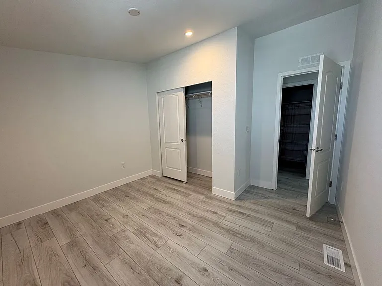 20683 Waalew Rd #B180 — Photo 10