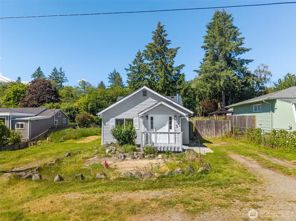 2432 NE Franklin Street, Bremerton, WA 98310