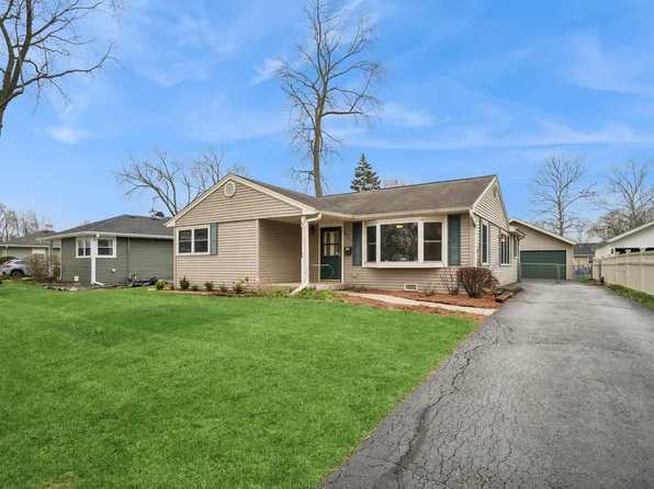 3717 Oriole Ln, Rolling Meadows, IL 60008