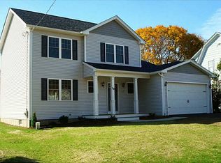 54 Allen Ave, South Kingstown, RI 02879