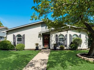 5045 Amhurst Ln, The Colony, TX 75056