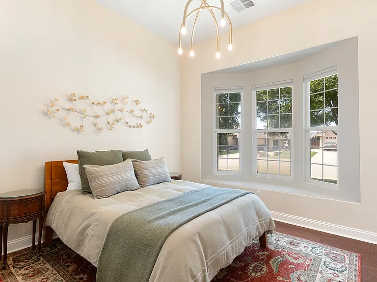 Savannah Pl — Photo 19
