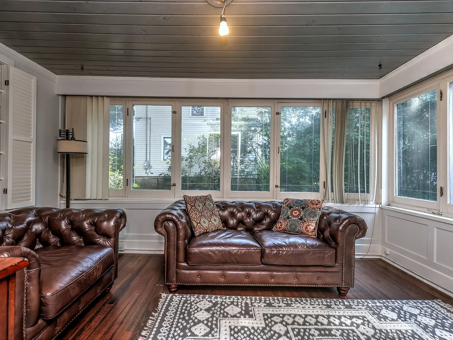 4 bed, 2.5 bath, 2188 sqft, $5,400 — Photo 3