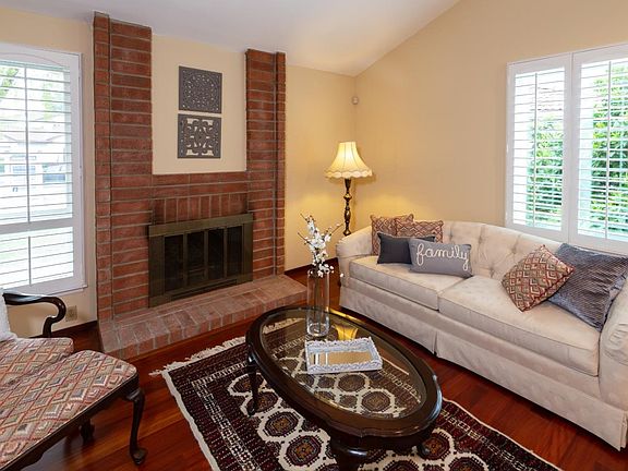 5th image of 5445 Century Meadow Ct