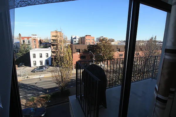 Rented by Corcoran | media 18