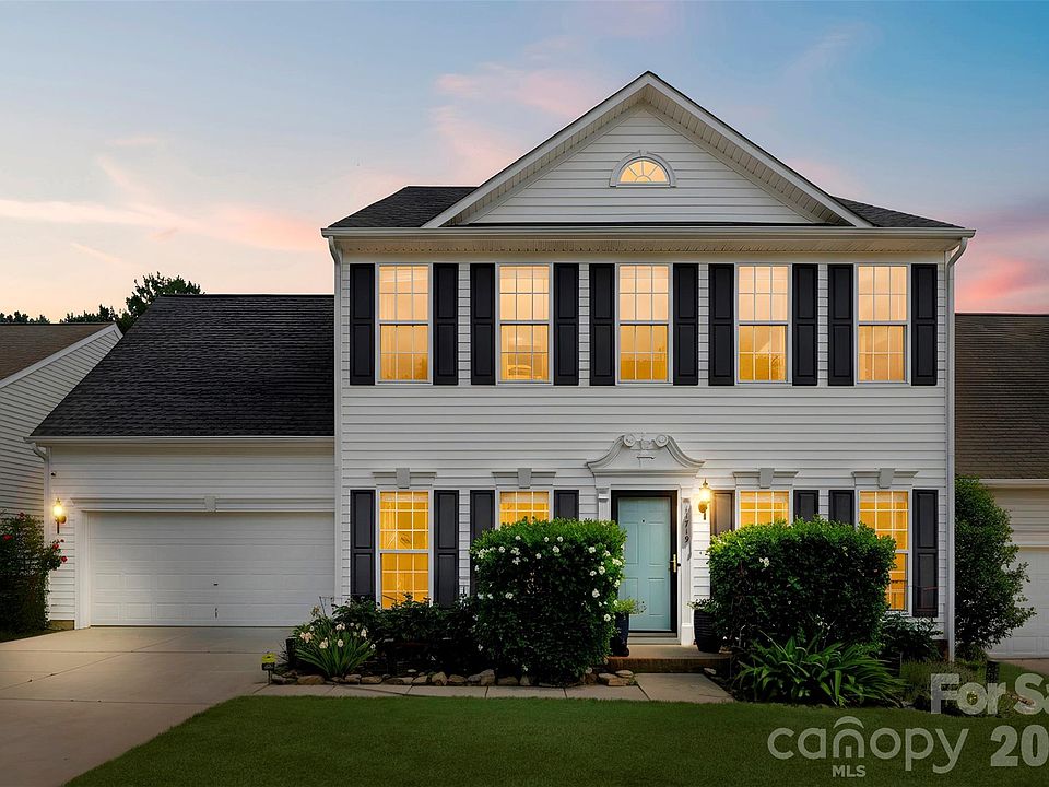 1st image of 11719 Royal Castle Ct