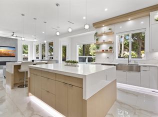 2343 Lobban Rd, Abbotsford, BC V2S3W2