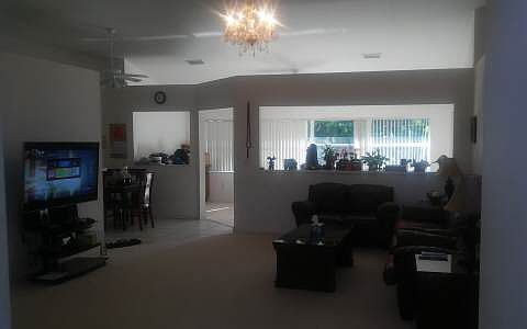 2nd image of 316 Memorial Dr