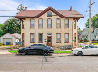 701 N 2nd St, Watertown, WI 53098