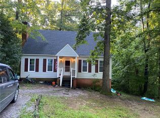 7112 Deer Run Ln, Midlothian, VA 23112