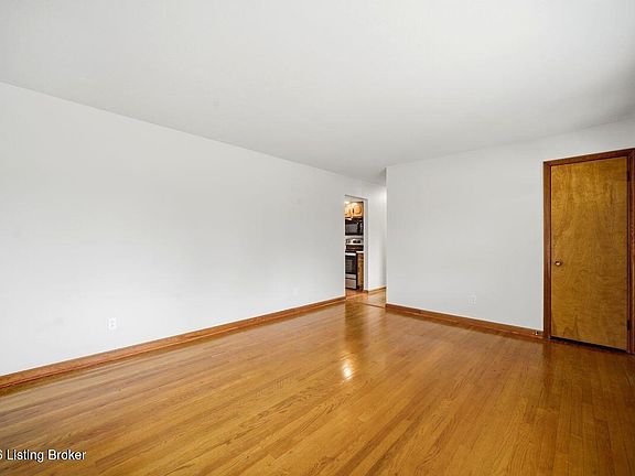 4th image of 4410 Kurtz Ave