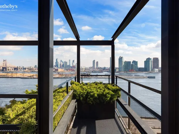 23 Beekman Place image 8 of 25