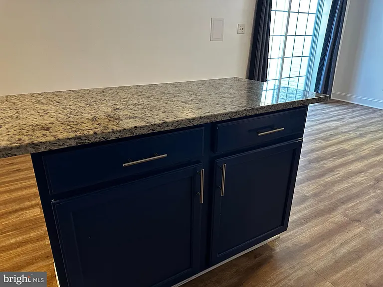 6723 Averett Ct — Photo 7