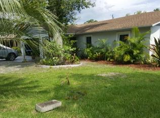 6808 Friendship Dr, Sarasota, FL 34241