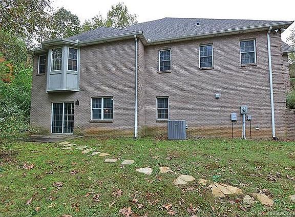 4th image of 3913 Brentwood Dr