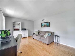 7636 Forest Ave, Munster, IN 46321