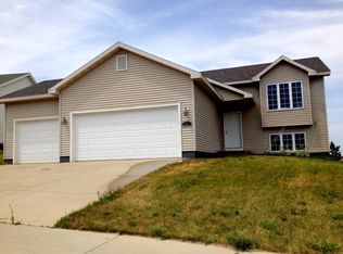2765 Ashland Pl NW, Rochester, MN 55901