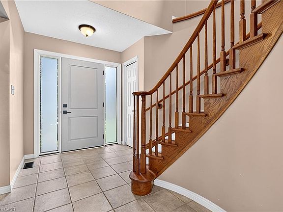 5th image of 166 Orchard Dr