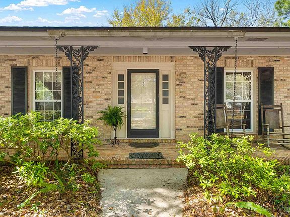 5th image of 732 Mound Cir