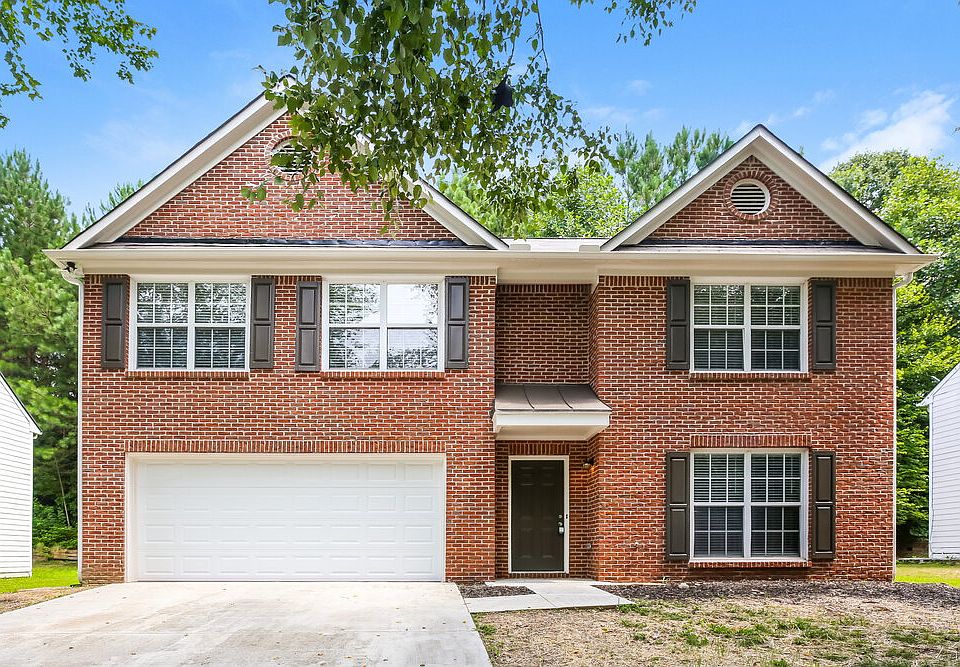 1st image of 710 Castlebrooke Dr SE