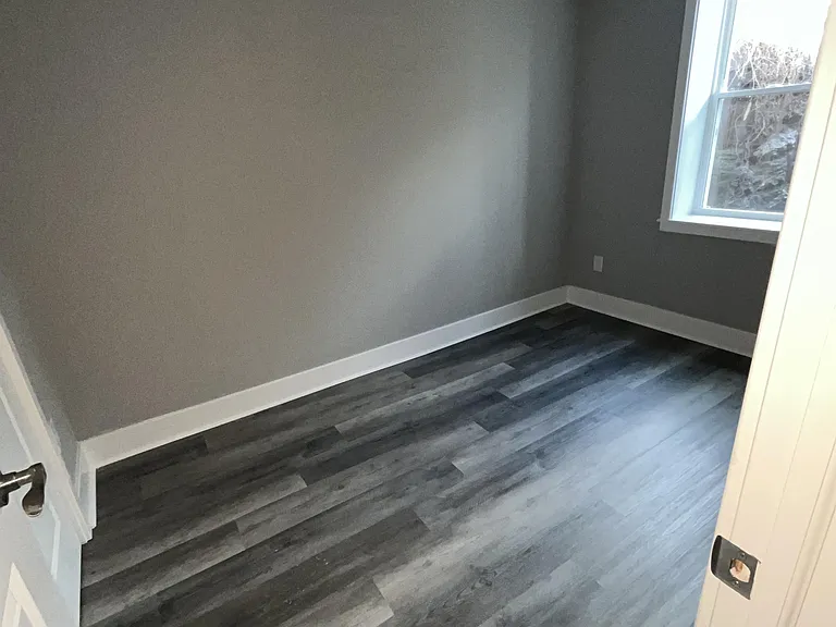 527 Welsh St #1 — Photo 5