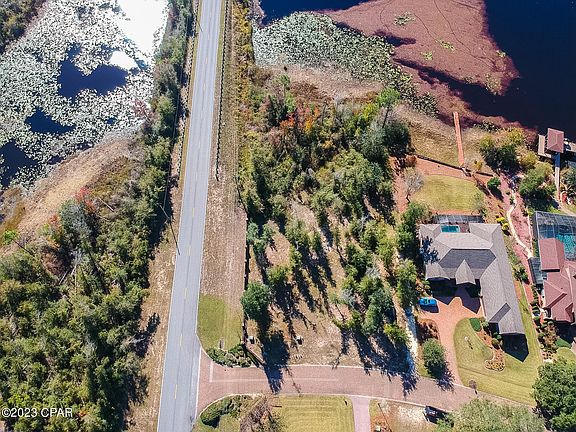 3rd image of 4408 Bayou Oaks Dr