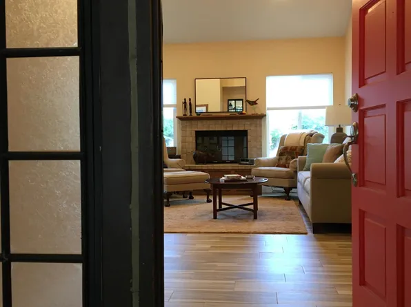 1338 Vega Way, San Luis Obispo, CA 93405