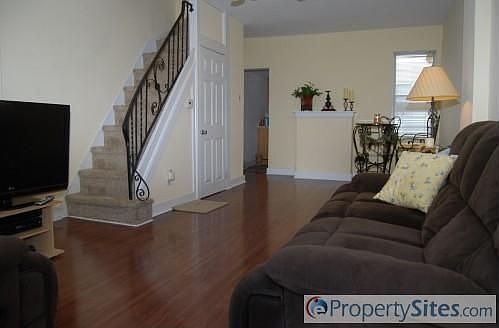 5th image of 1655 E Berks St