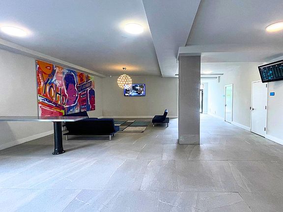 5th image of 68 Ashburton Ave #3L