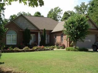 908 Wando Rd, Roebuck, SC 29376