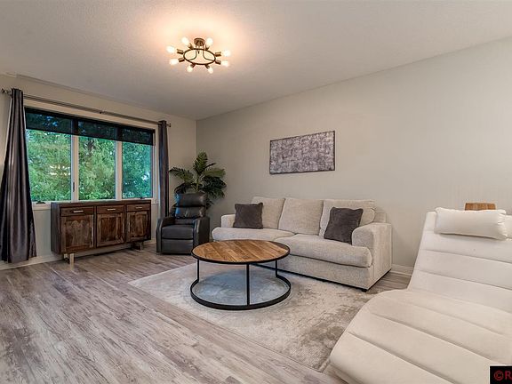 5th image of 68 Balsam Cir