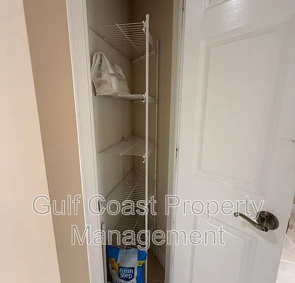 13860 Avon Park Cir — Photo 38