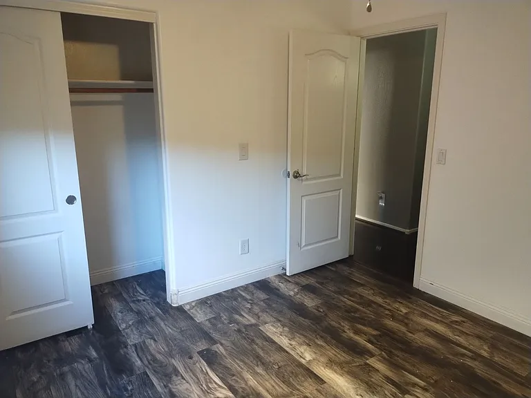 25876 W Elizabeth Ave — Photo 21