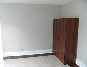 4th image of 138 N Williams St