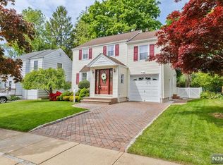 92 High St, Bloomfield, NJ 07003