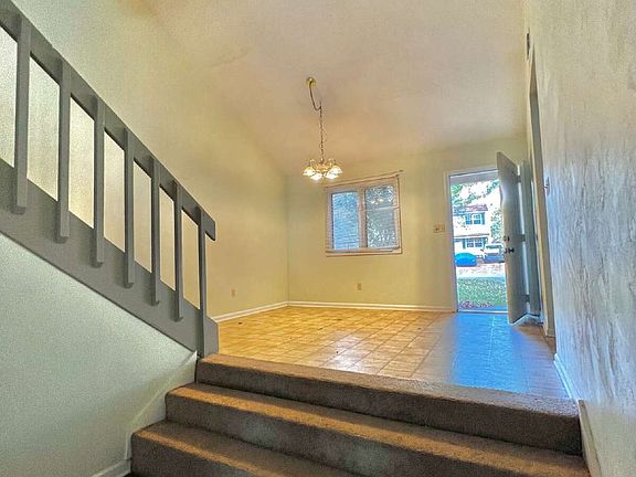 5th image of 2321 Merrigan Pl
