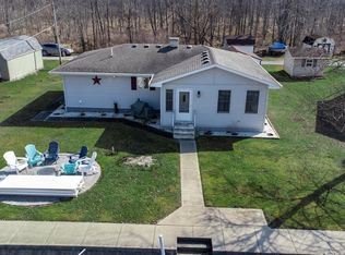 122 E Sunny Acres Dr S, Rome City, IN 46784