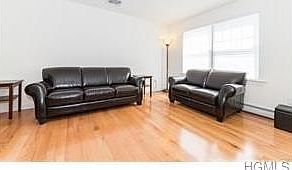 5th image of 16 Southfield Ave