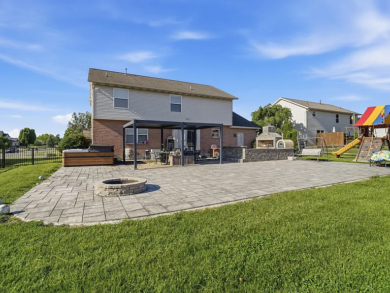 3722 Charfield Ln — Photo 65